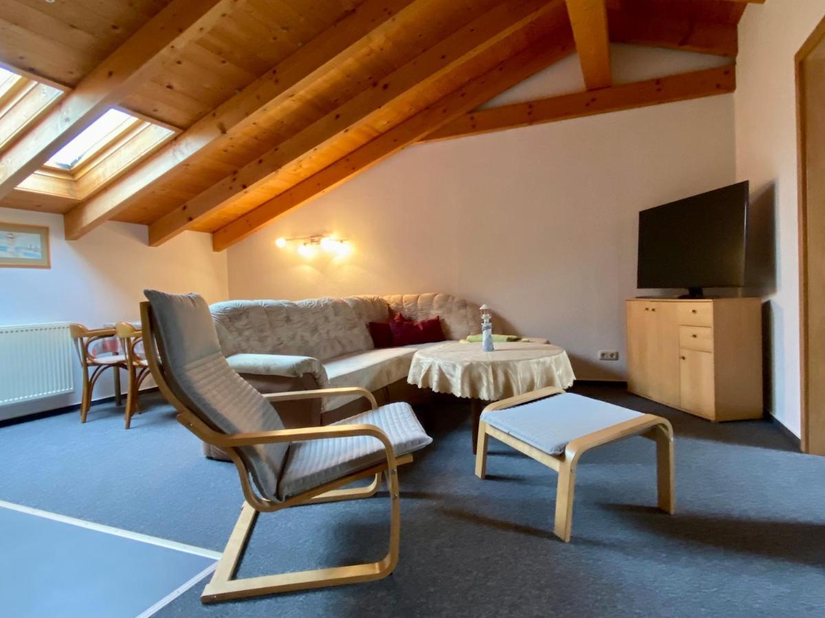 Haus Seewind Warnemuende Rostock Bagian luar foto